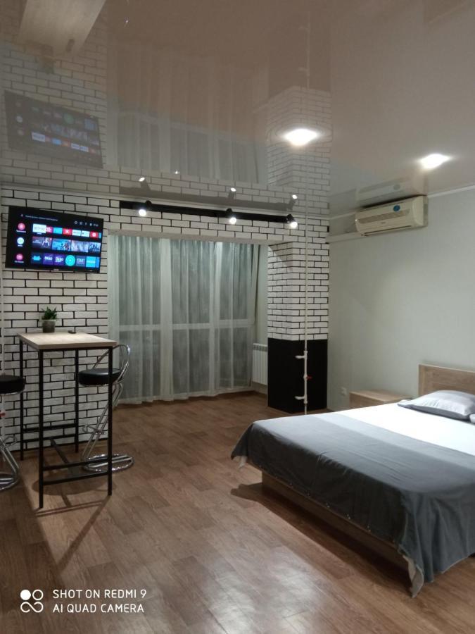 35 Проспект Миру Apartment ครือวอยร็อก ภายนอก รูปภาพ